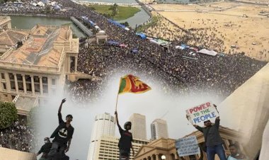 आर्थिक संकट से जूझ रहे श्रीलंका में घर छोड़कर भागे राष्ट्रपति, पीएम रानिल विक्रमसिंघे ने दिया इस्तीफा