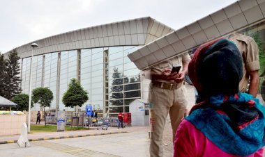 जयपुर एयरपोर्ट पर तीन महिलाएं गिरफ्तार, करने जा रही थी कुछ ऐसा काम