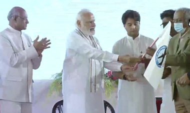 पीएम मोदी की झारखंड़ को बड़ी सौगात, देवघर के बाद तीन और शहरों में एयरपोर्ट की घोषणा