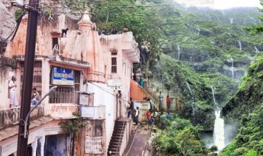 भगवान शिव का चमत्कारी मंदिर, 6 महीने में बदलता है दिशा, सावन में लगता है भक्तों का मेला