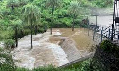 माउंट आबू पर मानसून मेहरबान ‘नक्की झील’ पर चली चादर, पर्यटकों में बढ़ा उत्साह