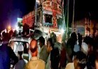 यूपी में ट्रक ने वैन को मारी टक्कर, 6 की मौत