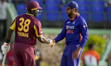 टीम इंडिया को हरा वेस्टइंडीज ने लिया पुरानी हार का बदला, आखिरी ओवर में जीत पर फिर पानी