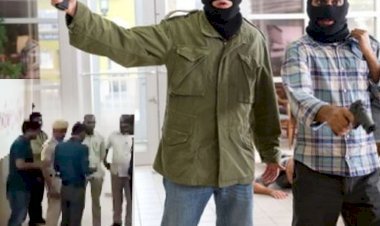 राजस्थान में यहां गोल्ड लोन बैंक में डाका, चौदह करोड़ रुपए का 24 किलो सोना लूट ले गए लुटेरे