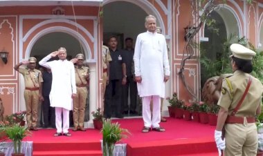 राजस्थान सीएम अशोक गहलोत ने फहराया राष्ट्रीय ध्वज