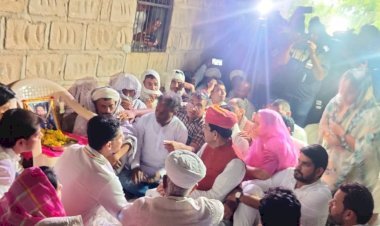 मासूम बच्चों से बार-बार पूछा जा रहा सवाल क्या स्कूल में मटका था