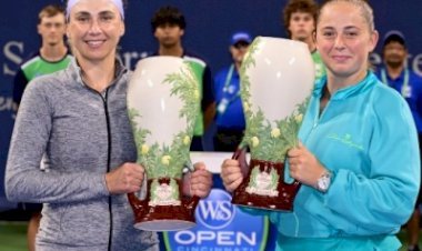 किचेनोक, ओस्टापेंको ने महिला युगल खिताब जीता