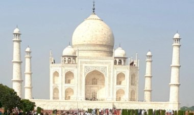 यूपी में पर्यटन को मिलेगा उद्योग का दर्जा