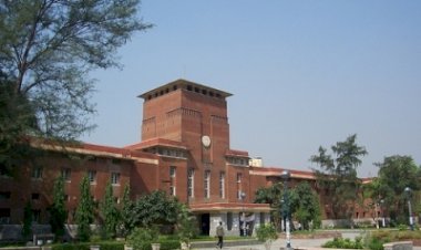 दिल्ली विश्वविद्यालय: वाइस चांसलर से कॉलेजों में एडहॉक शिक्षकों को नियुक्ति करने की मांग