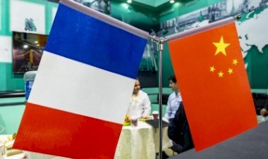 वांग यी और फांसीसी राष्ट्रपति के विदेश मामलों के सलाहकार की फोन वार्ता