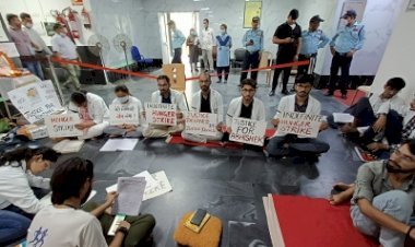 एम्स के छात्रों ने मांग स्वीकार करने के बाद धरना समाप्त किया