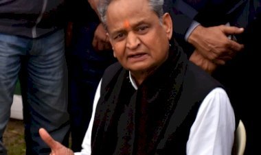 राजस्थान के मुख्यमंत्री अशोक गहलोत ने लंपी त्वचा रोग से निपटने के लिए 30 करोड़ रुपये मंजूर किए