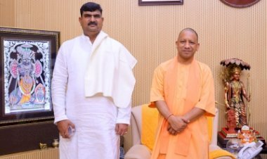 नवनियुक्त भाजपा के महामंत्री धर्मपाल ने योगी से की मुलाकात