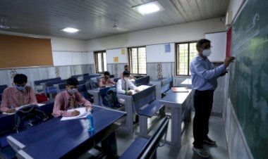 केरल की कक्षाओं में जेंडर न्यूट्रल सीटिंग अब नहीं