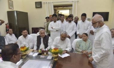 बिहार ; नीतीश के नेतृत्व में महागठबंधन सरकार ने विश्वास मत जीता