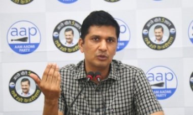 आप की बैठक में 50 से ज्यादा विधायक पहुंचे, कुछ विधायक संपर्क में नहीं