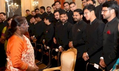 राष्ट्रपति मुर्मू ने आईएएस अधिकारियों से वंचितों तक पहुंच बढ़ाने को कहा