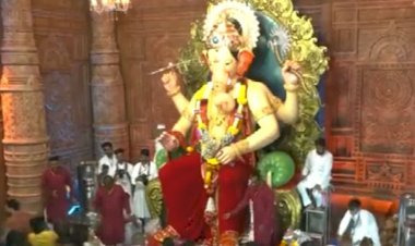पूरा देश आज मना रहा गणेश चतुर्थी का त्योहार, जानें इस बार क्या खासा बात है ‘लालबागचा राजा’ की