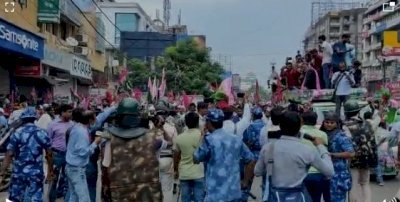बिहार : महंगाई, बेरोजगारी के खिलाफ जाप का राजभवन मार्च,  पुलिस ने किया लाठी चार्ज