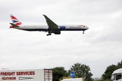 ब्रिटिश एयरवेज लगभग 10,000 हीथ्रो उड़ानें करेगी रद्द