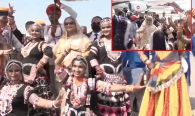 जयपुर एयरपोर्ट पर झूम कर नाची बांग्लादेश की पीएम शेख हसीना, रंगी राजस्थानी रंग में