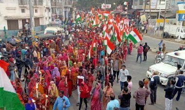 भव्य मशाल रैली के साथ हुआ शहीद स्मारक का हुआ लोकार्पण