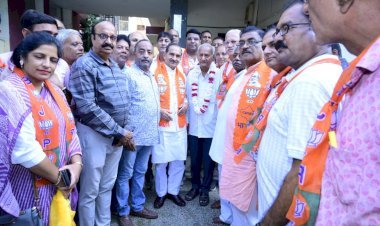 भाजपा प्रदेश अध्यक्ष राठौड ने मंडल स्तर पर जाकर जनसंघ के समय से जुडे़ 90 वर्षीय कार्यकर्ता श्रीराम खंडेलवाल को ग्रहण करवाई पार्टी की सदस्यता